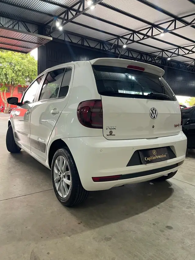 Carro Volkswagen Fox 2014 1.6 VHT Rock in Rio (Flex)