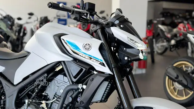 Moto Yamaha MT-03 2026 Connected