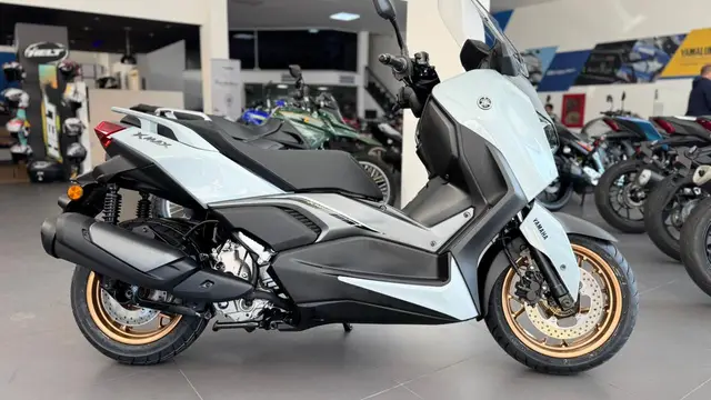 Moto Yamaha XMax 2026 300 Connected