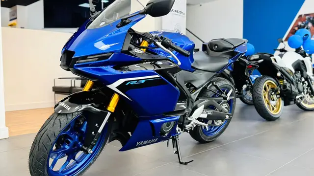 Moto Yamaha YZF R3 2026 Connected