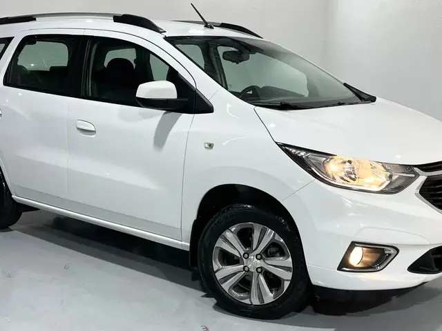 Carro Chevrolet Spin 2024 Premier 1.8 (Aut.)