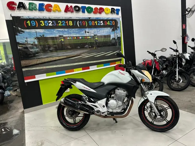 Moto Honda CB 300R 2012 Edição Especial