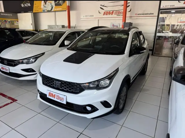 Carro Fiat Argo 2022 Trekking 1.3 (Flex)
