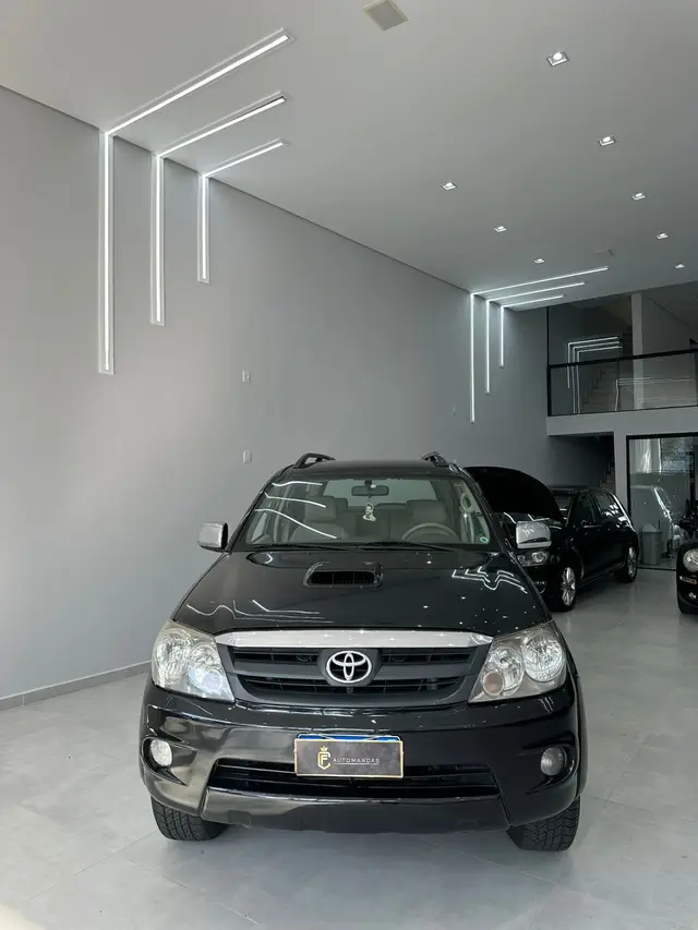 Carro Toyota Hilux SW4 2008 SRV 4x4 3.0 Turbo  (aut)
