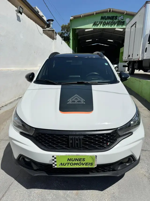 Carro Fiat Argo 2024 Trekking 1.3