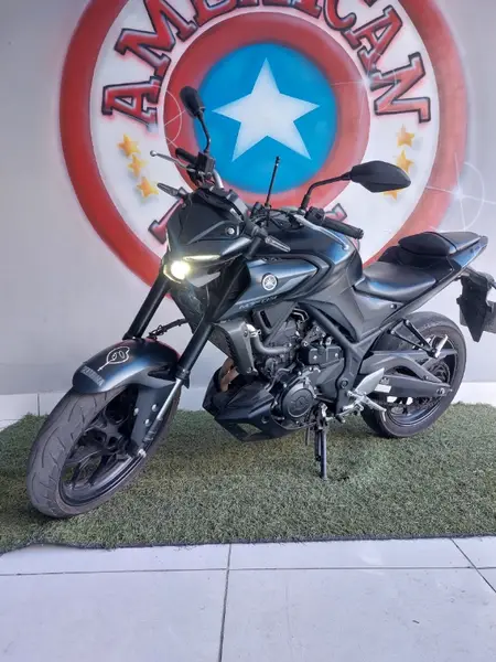 Moto Yamaha MT-03 2022 ABS