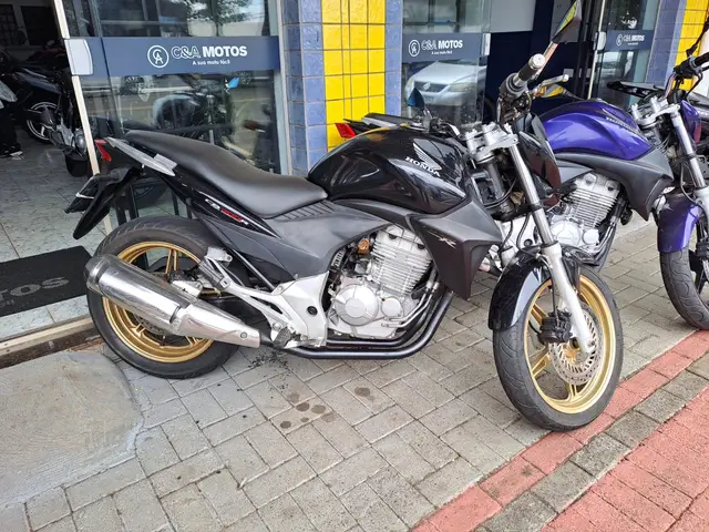 Moto Honda CB 300R 2010 Standard