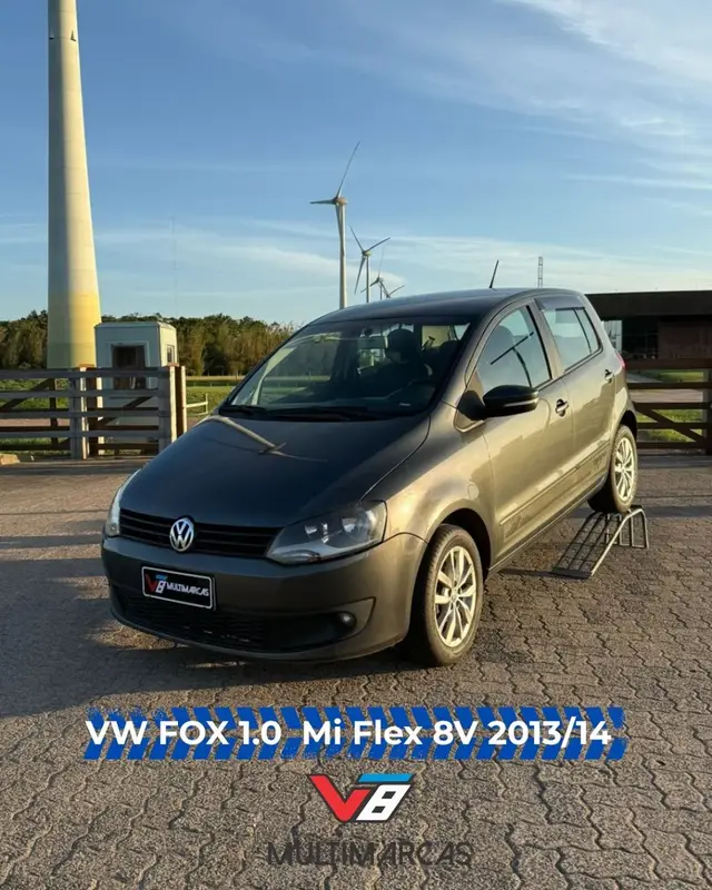 Carro Volkswagen Fox 2014 1.0 TEC (Flex) 4p