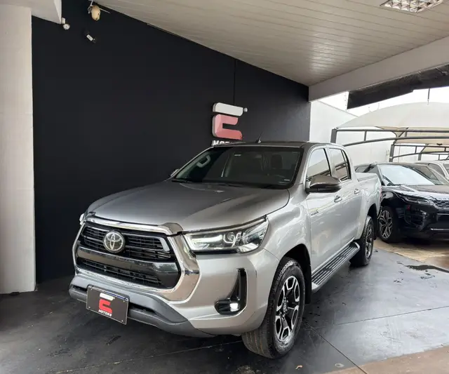Carro Toyota Hilux Cabine Dupla 2021 SRX 2.8 TDI CD 4x4 (Aut)