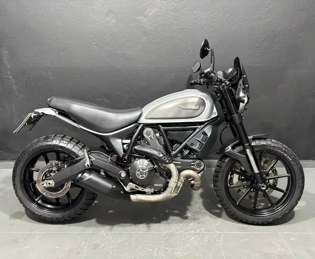 Moto Ducati Scrambler 2018 Icon