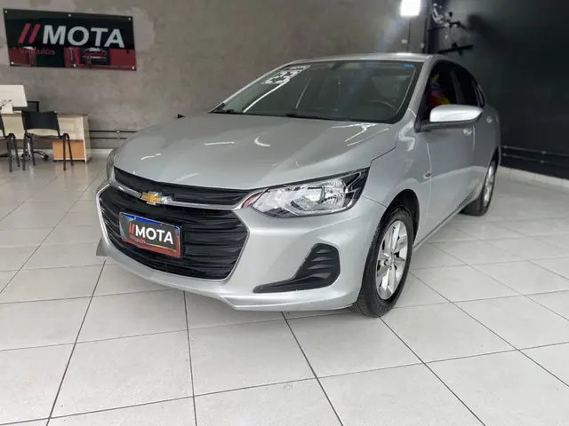 Carro Chevrolet Onix Plus 2023 LT 1.0 Turbo