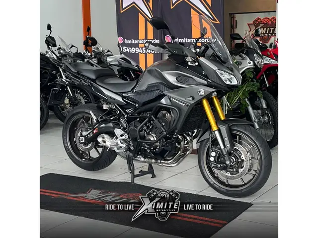 Moto Yamaha MT-09  2017 Tracer