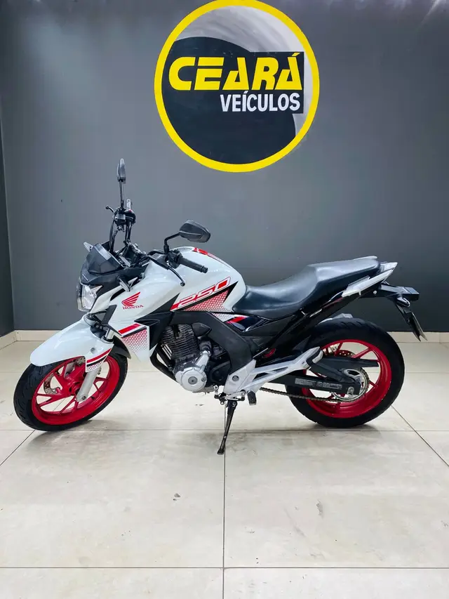 Moto Honda CB 250F Twister 2022 250F (CBS) tmp