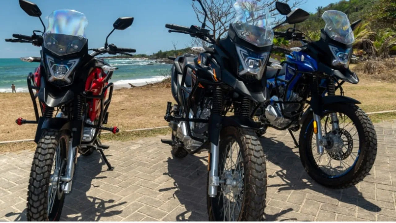 Avelloz AZ160 Xtreme x Honda NXR 160 Bros: quem leva a melhor