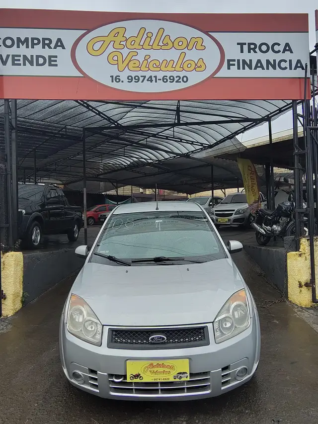Carro Ford Fiesta Sedan 2008 1.6 (Flex)