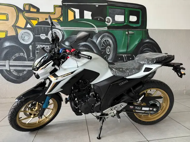 Moto Yamaha Fazer FZ25 2025 ABS