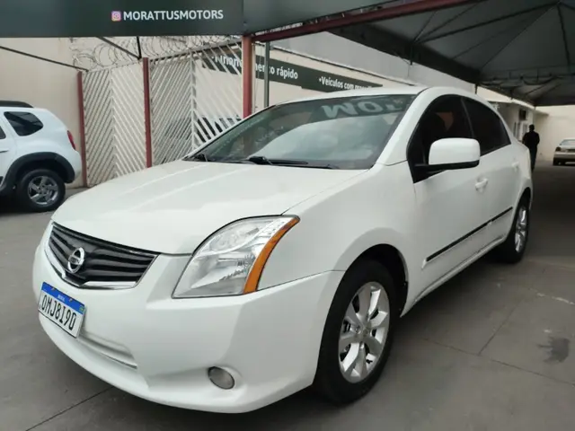 Carro Nissan Sentra 2013 2.0 16V CVT (flex)