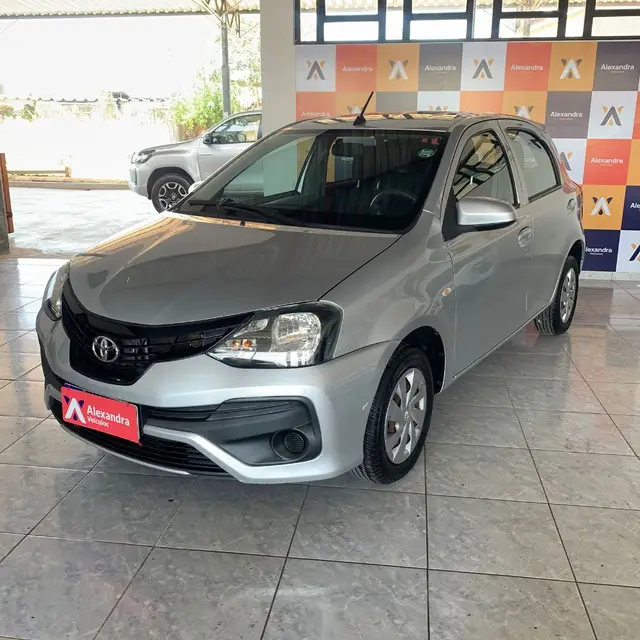 Carro Toyota Etios 2019 X 1.3 (Flex)