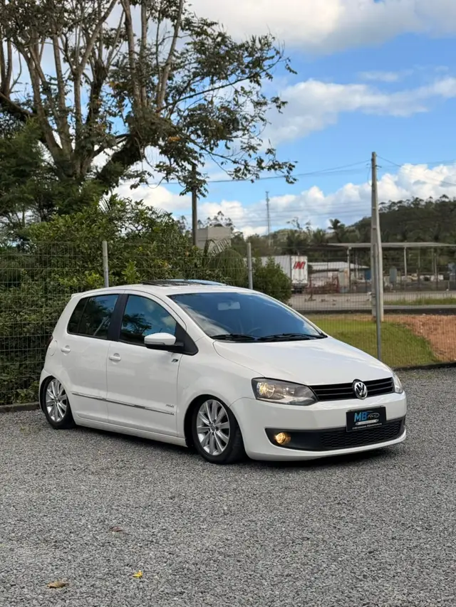 Carro Volkswagen Fox 2011 Prime 1.6 8V (Flex)
