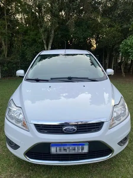 Carro Ford Focus Sedan 2011 Ghia 2.0 16V (Flex)