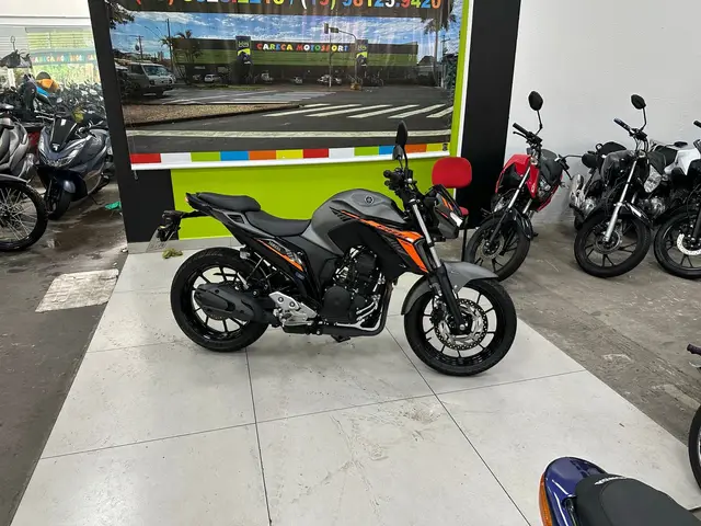 Moto Yamaha Fazer FZ25 2025 Connected