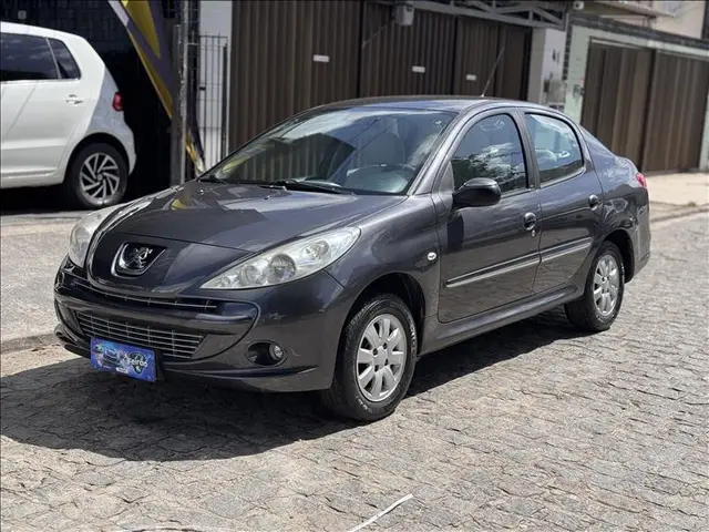 Carro Peugeot 207 Sedan 2012 207 Passion XR Sport 1.4 8V (flex)