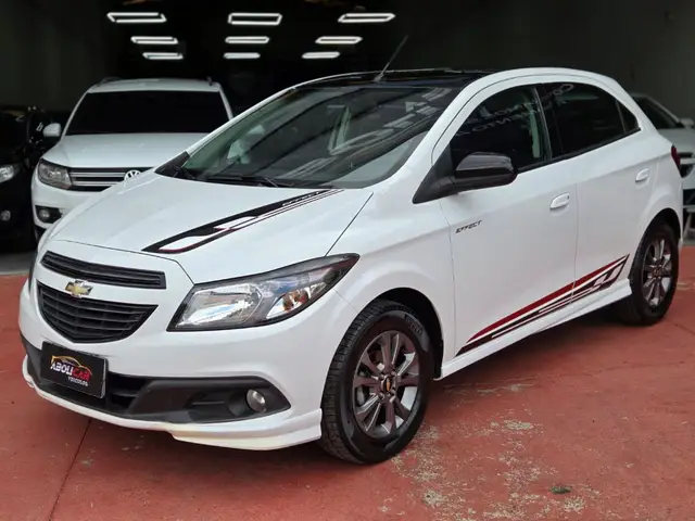 Carro Chevrolet Onix 2015 1.4 Effect SPE/4
