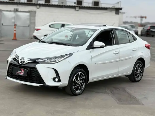 Carro Toyota Yaris Sedan 2023 XLS 1.5 (Flex) (Aut)