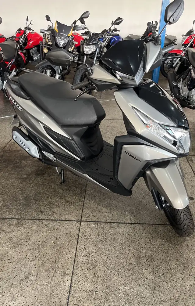 Moto Honda Elite 125 2025 CBS