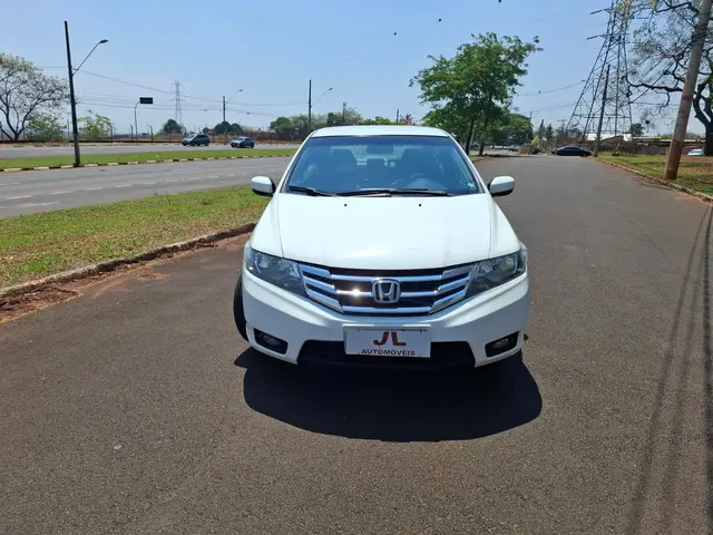 Carro Honda City 2014 LX 1.5 CVT (Flex)