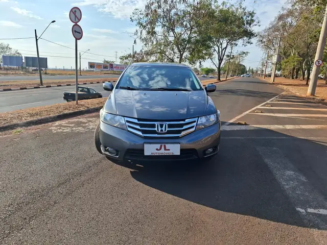 Carro Honda City 2014 LX 1.5 CVT (Flex)
