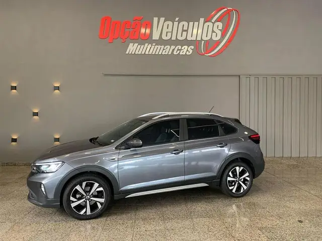 Carro Volkswagen Nivus 2024 Highline 200 TSI