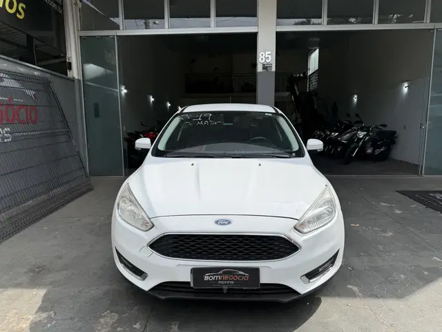 Carro Ford Focus Sedan 2019 Focus Fastback SE 2.0 PowerShift