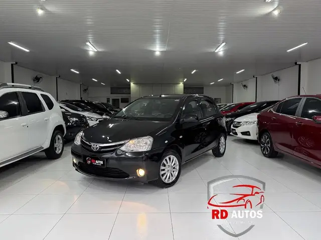 Carro Toyota Etios 2013 XLS 1.5 (Flex)