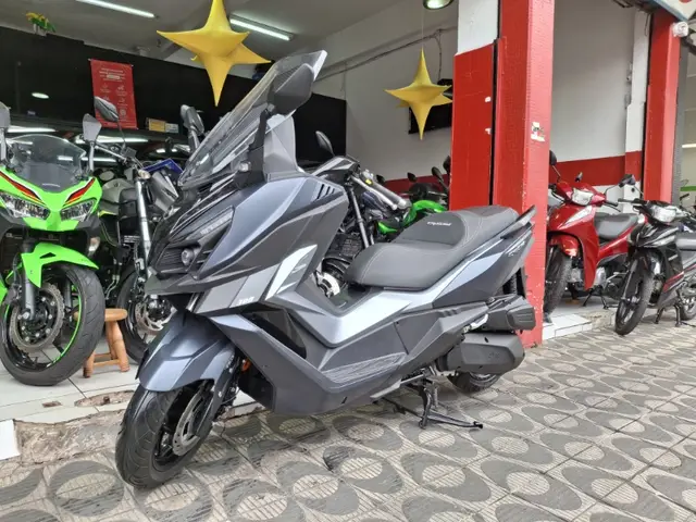 Moto Dafra Cruisym 2025 300