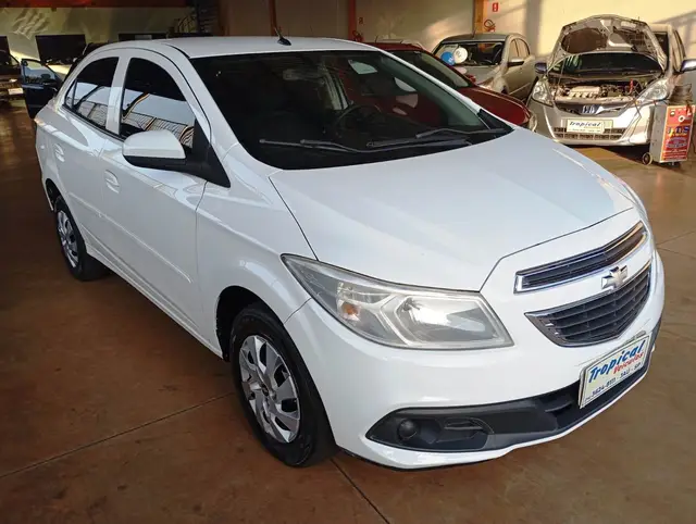 Carro Chevrolet Prisma 2013 1.0 LT SPE/4