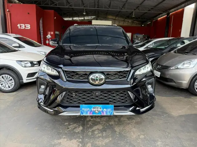 Carro Toyota SW4 2024 Diamond  2.8 Turbodiesel 4x4 (Aut.)