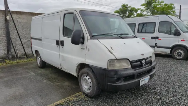 Carro Peugeot Boxer 2010 2.3 Furg.TB Dies. Curto/Médio