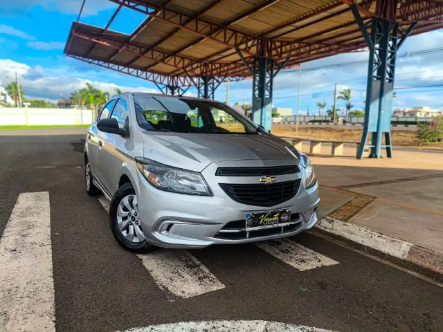 Carro Chevrolet Onix 2019 1.0 Joy SPE/4