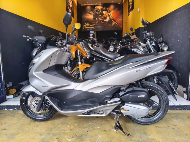 Moto Honda PCX 150 2018 DLX