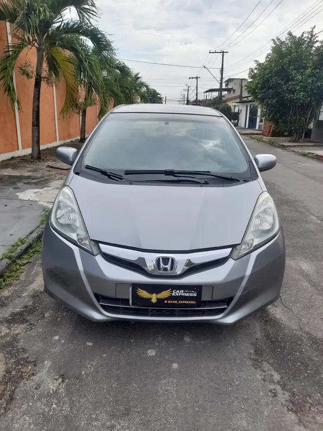 Carro Honda Fit 2013 LX 1.4 (flex)