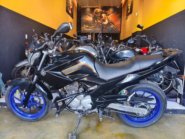 Moto Yamaha YS 250 Fazer 2011 Blueflex