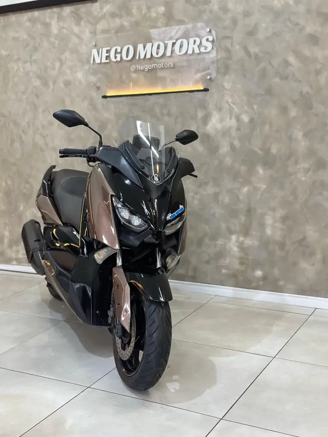 Moto Yamaha XMax 2022 250 (ABS)