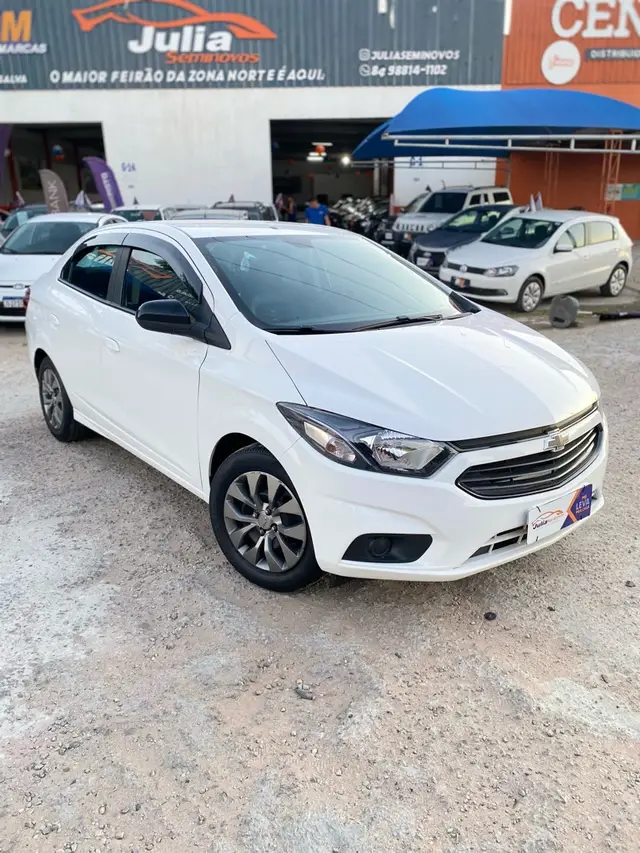 Carro Chevrolet Joy Plus 2020 Plus 1.0 8V Black Edition (Flex)