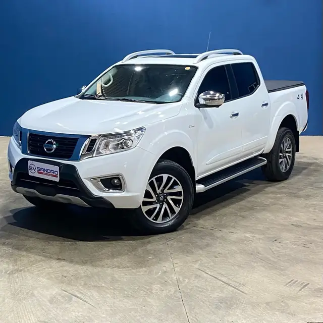 Carro Nissan Frontier 2021 2.3 TD CD LE 4x4 (Aut)