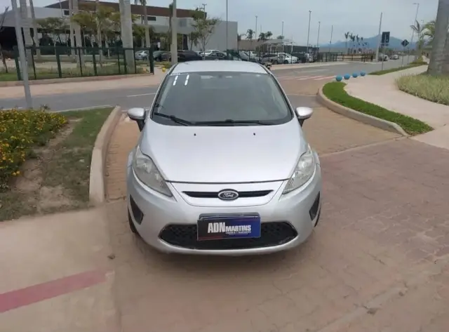 Carro Ford New Fiesta Hatch 2011 SE 1.6 16V (Flex)