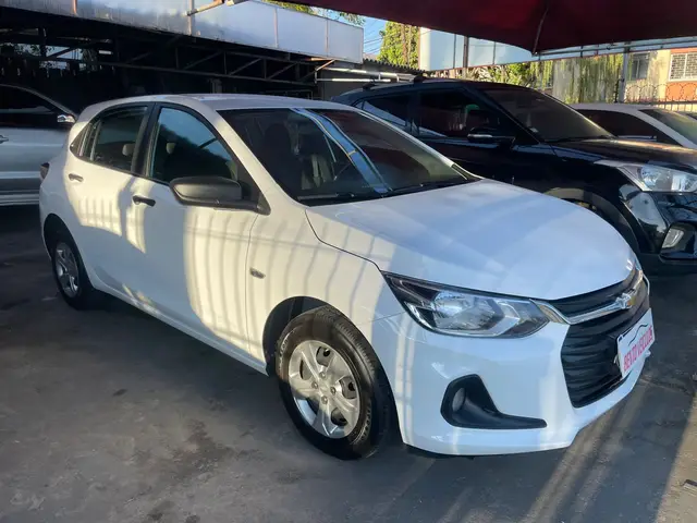 Carro Chevrolet Onix 2024 1.0