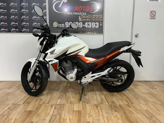 Moto Honda CB 250F Twister 2017 Standard