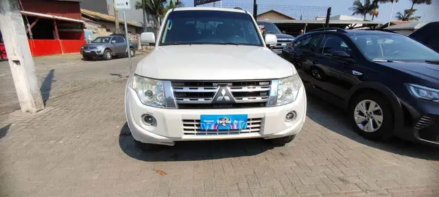 Carro Mitsubishi Pajero Full 2013 3.2 DI-D 5D HPE 4WD