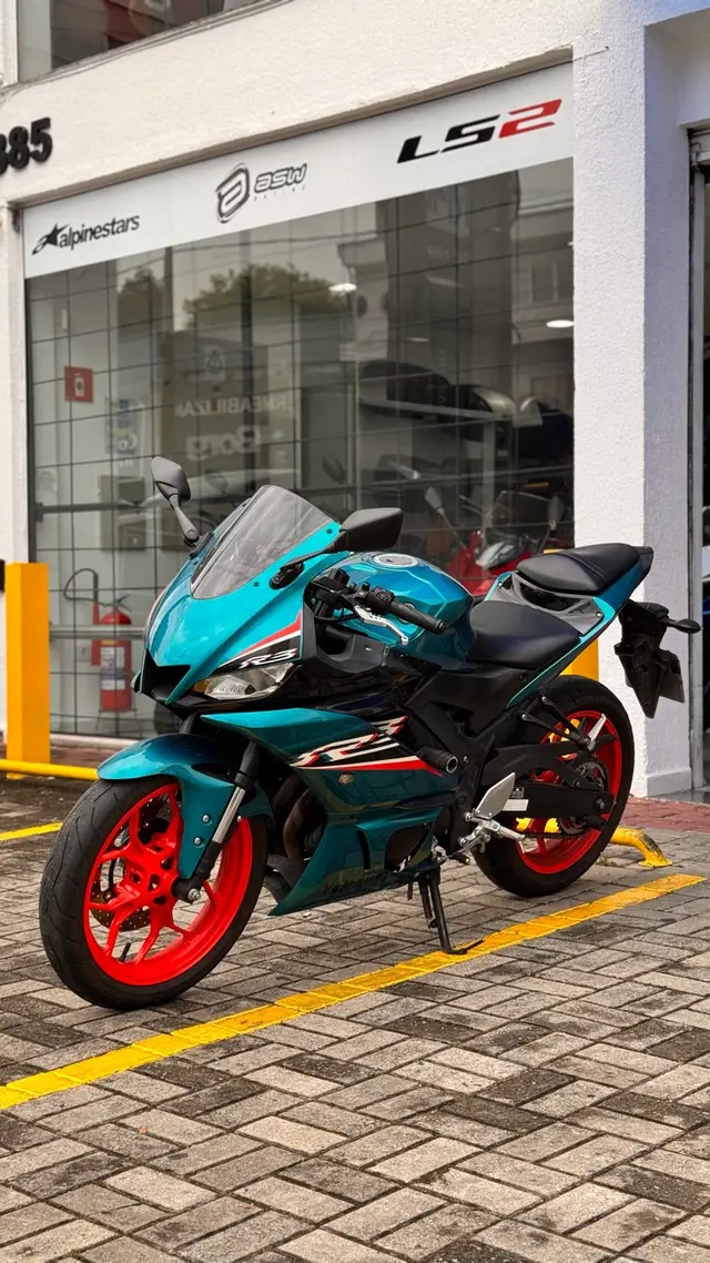 Moto Yamaha YZF R3 2022 ABS